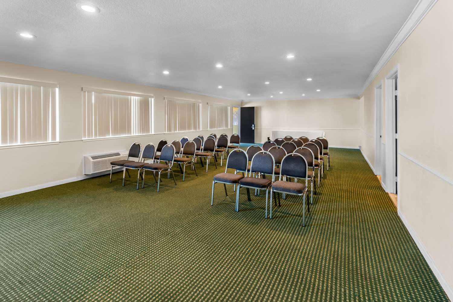 Americas Best Value Inn Vacaville Napa Valley 33/40
