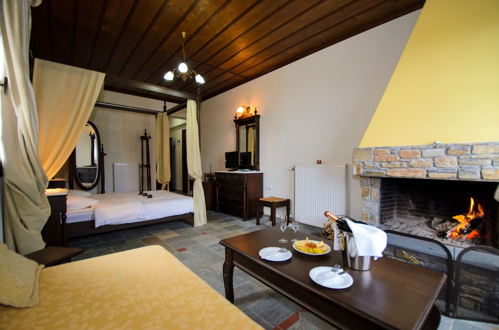Atrapos Hotel 31/50