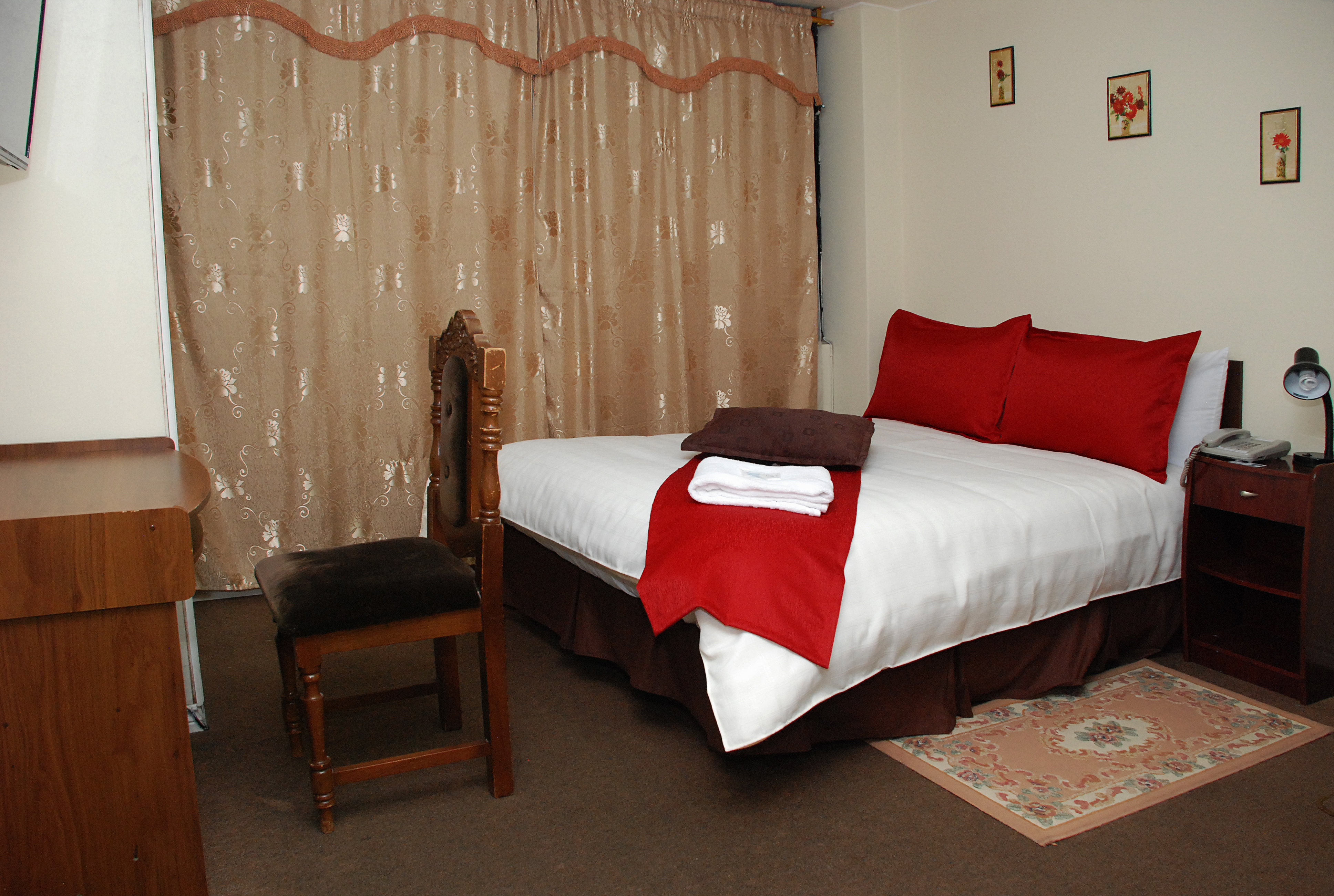 Room at HOTEL BONAVENTURE, QUITO