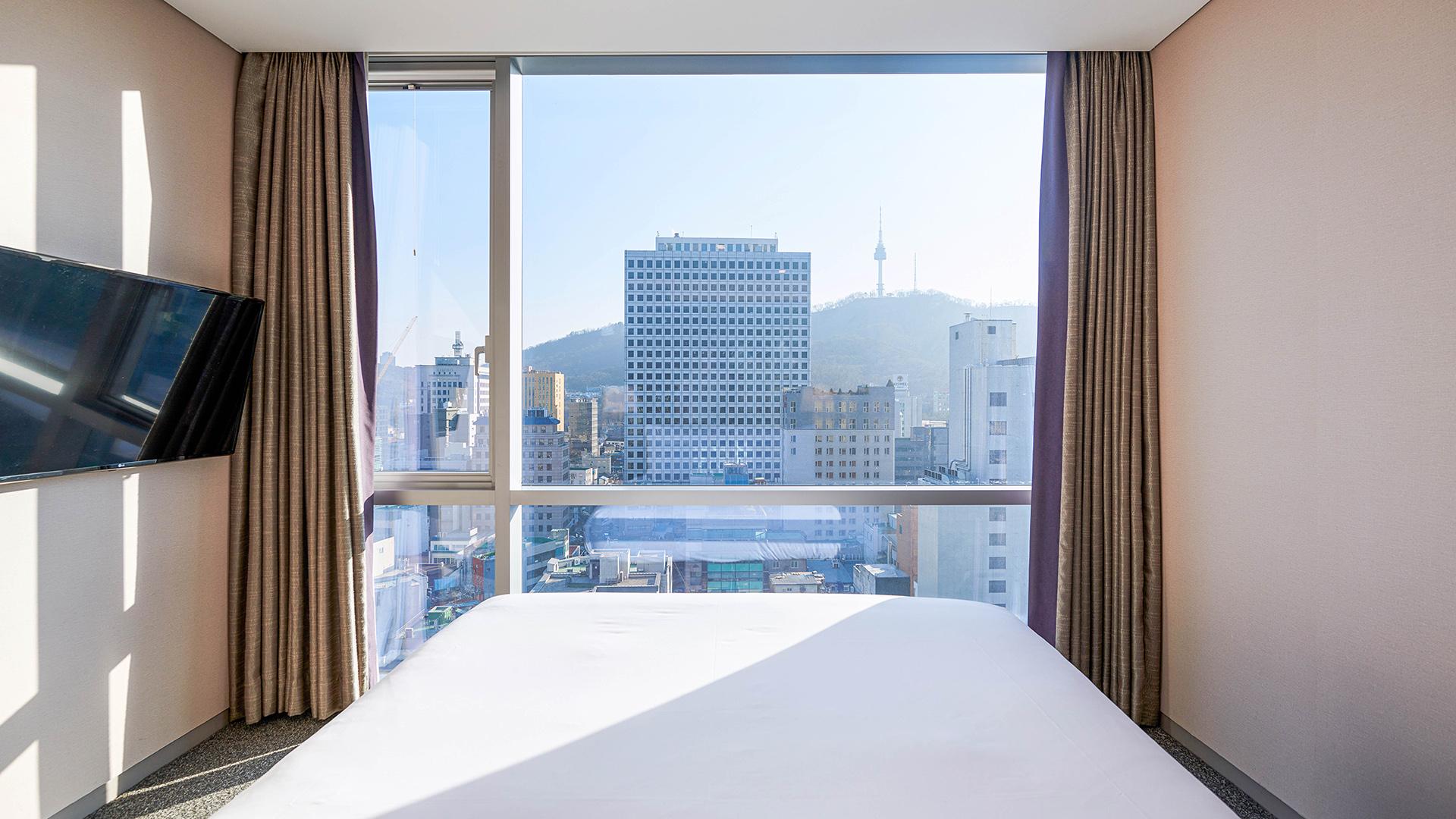 Room, Double Bed, Sky View