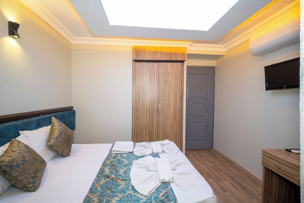 SIMPER HOTEL 17/50