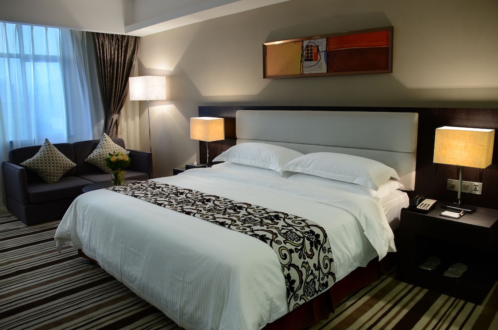 STANDARD, KING BED