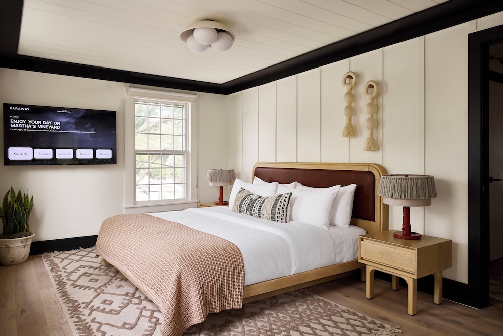 1 Bedroom, Chappy House, Suite, King Bed