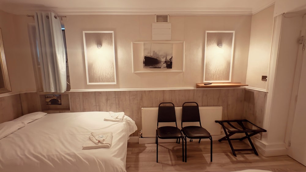 Hotel Earls Court 15/50