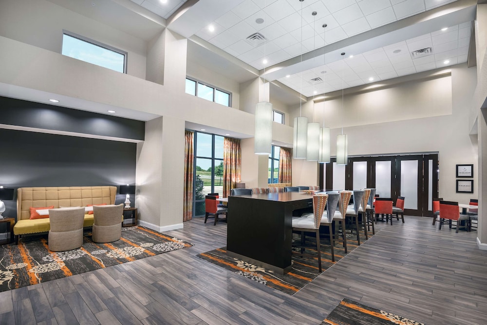 Hampton Inn Suites San Antonio Brooks City Base Tx 7/37