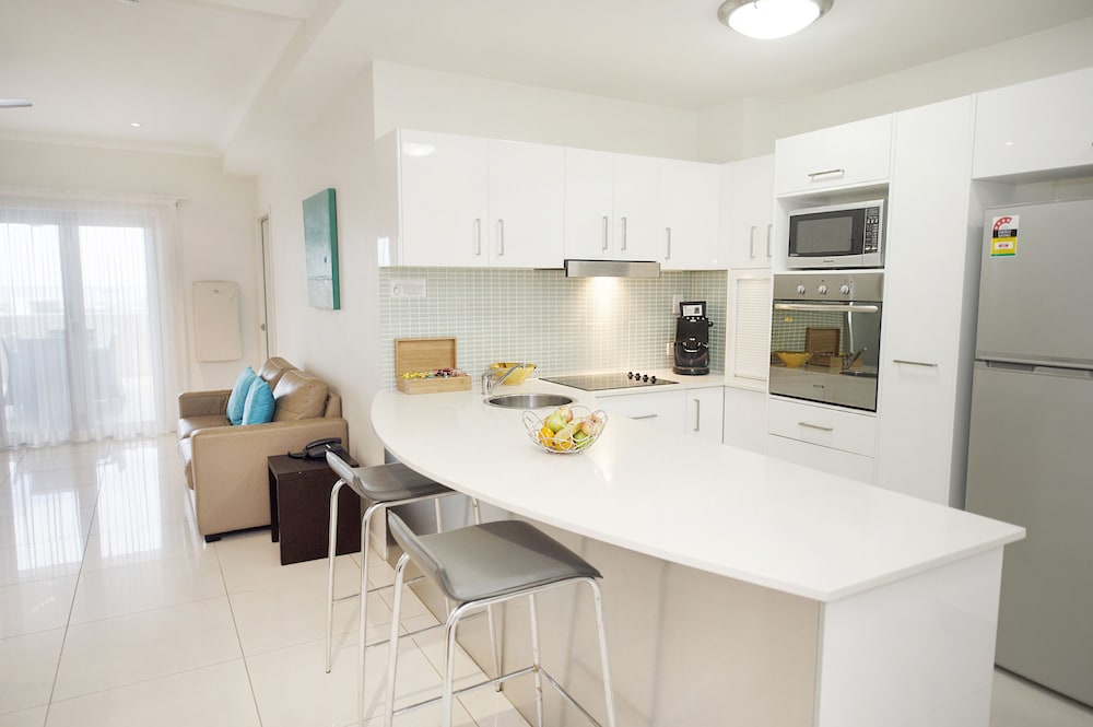 GLADSTONE CITY CENTRAL APARTMENT HOTEL 38/46