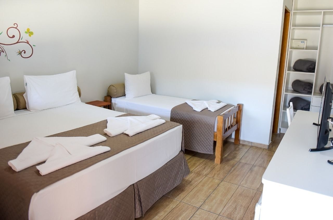 1 BEDROOM, BASIC, TRIPLE