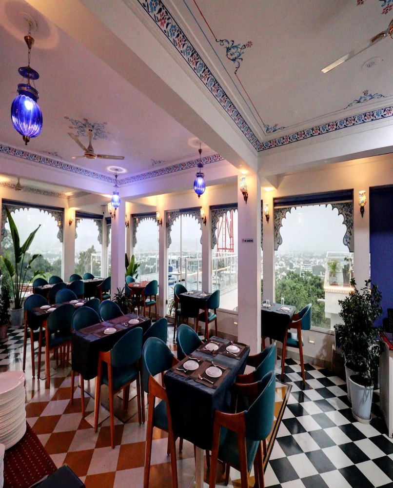 Hotel Darbargarh Udaipur 33/50