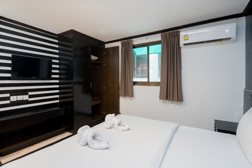 Royal Beach Residence 31/50