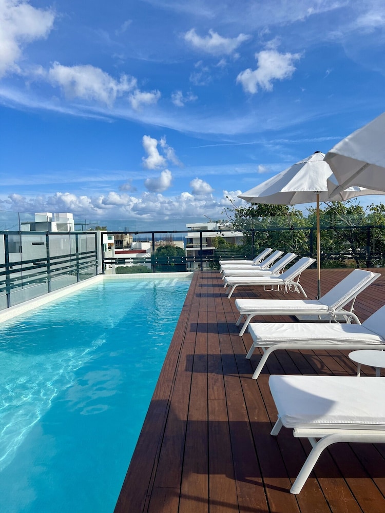 Serenity Hotel Boutique 37/70