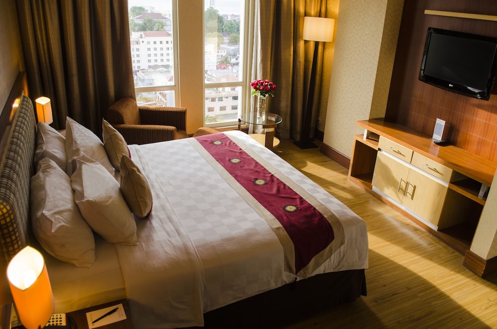 SWISS-BELHOTEL MALEOSAN MANADO 33/67