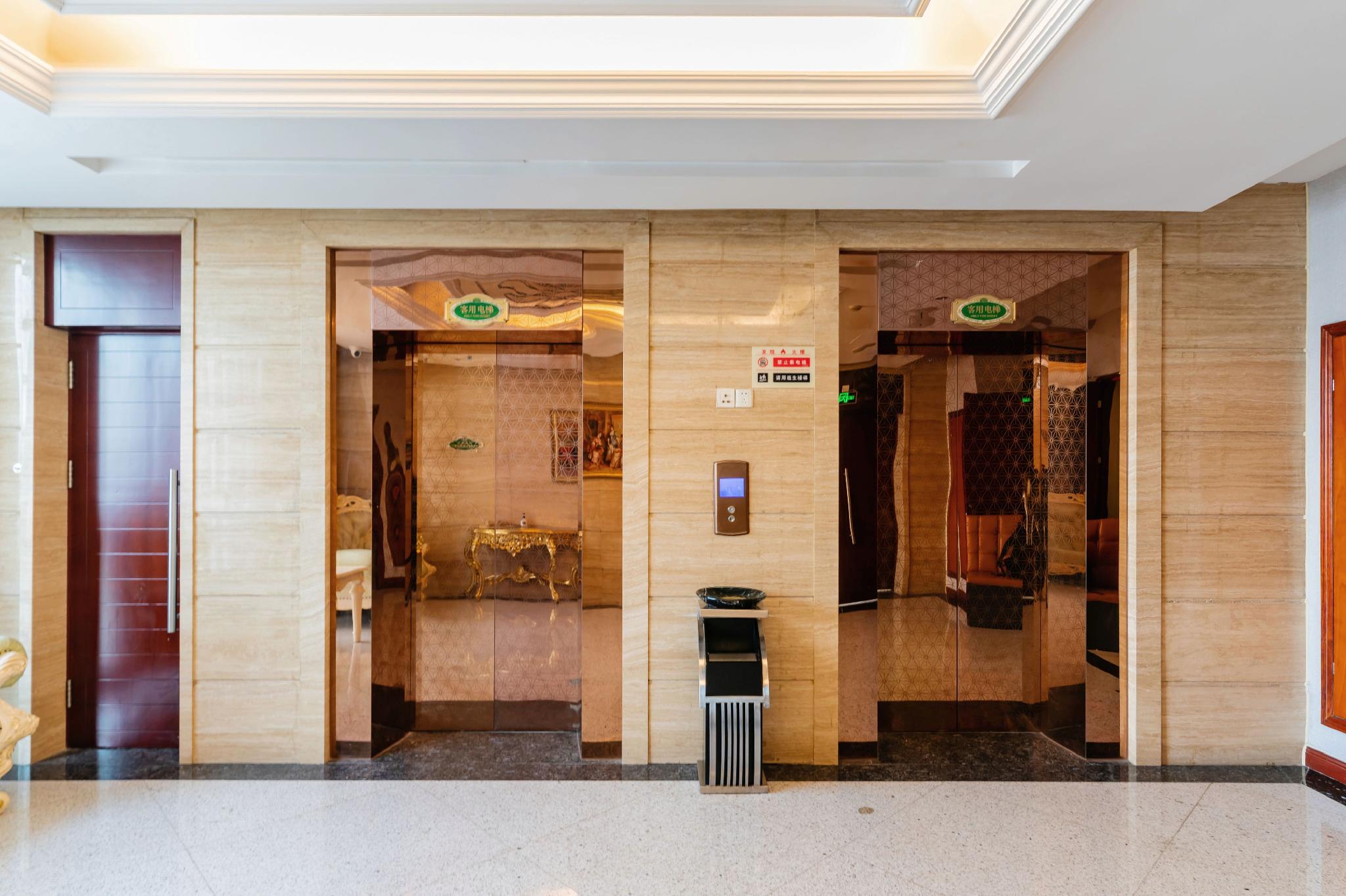 Vienna Hotel (Foshan Longjiang Convention and Exhibition Center) 15/36