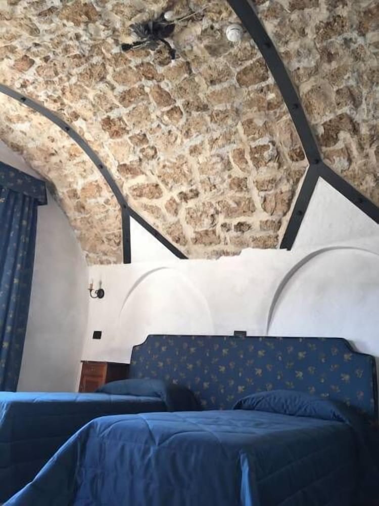 Palazzo Cestari Hotel 34/70