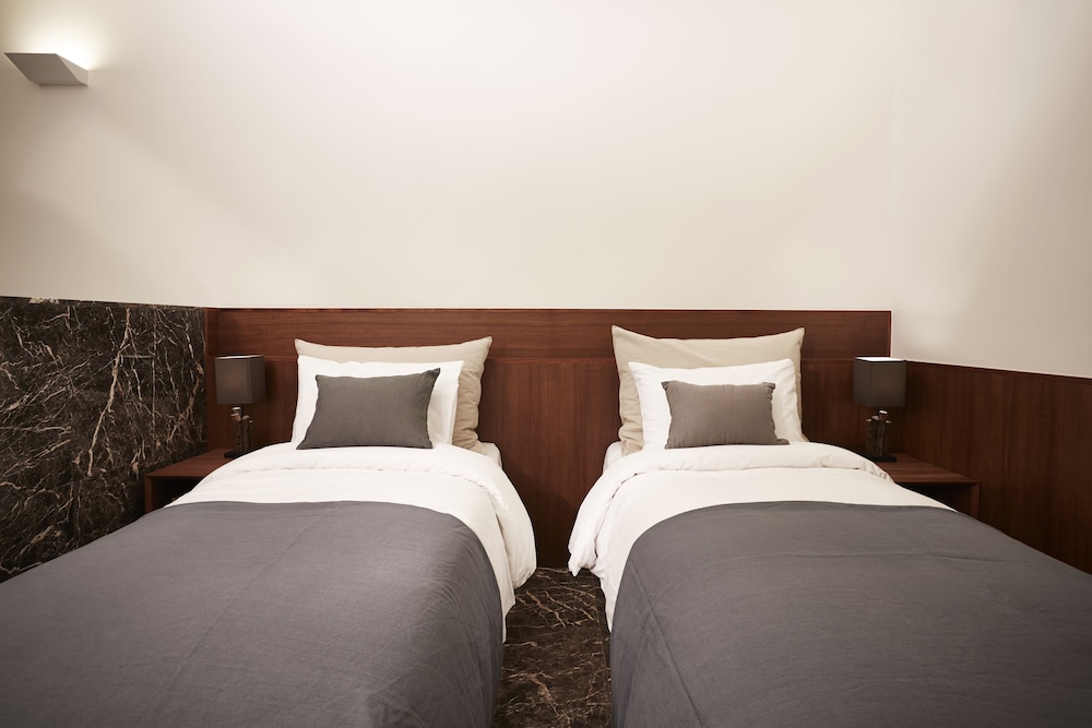 Sohsul Hotel Seoul (ex Snow Hotel) 11/63