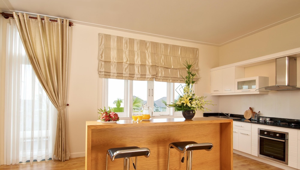 Sea Links Beach Villa 64/67