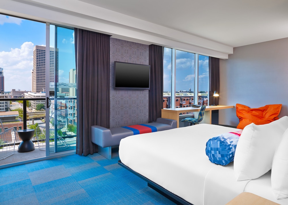 Aloft Oklahoma City Downtown - Bricktown 8/42