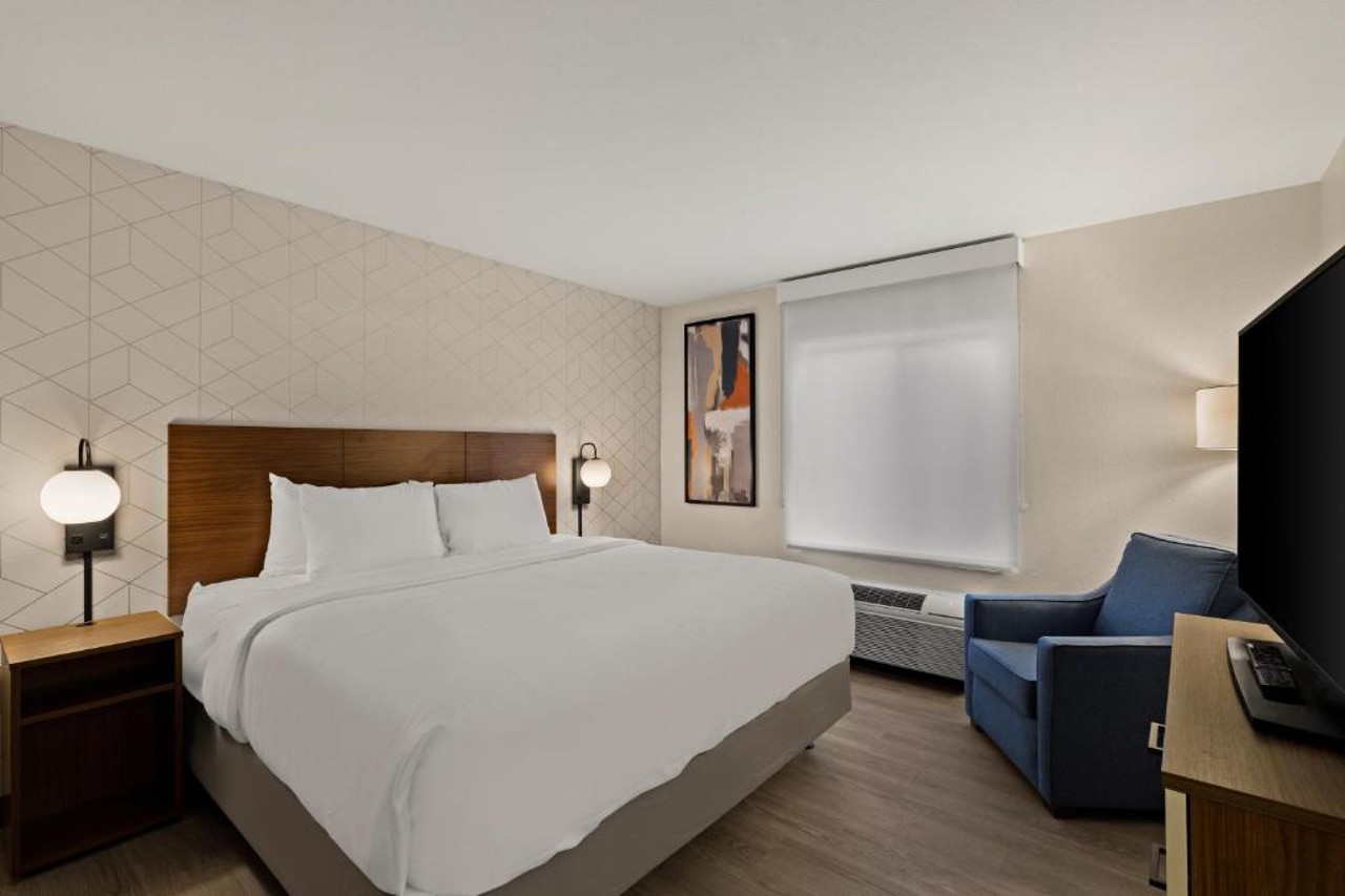 Everhome Suites Orlando International Drive 12/19