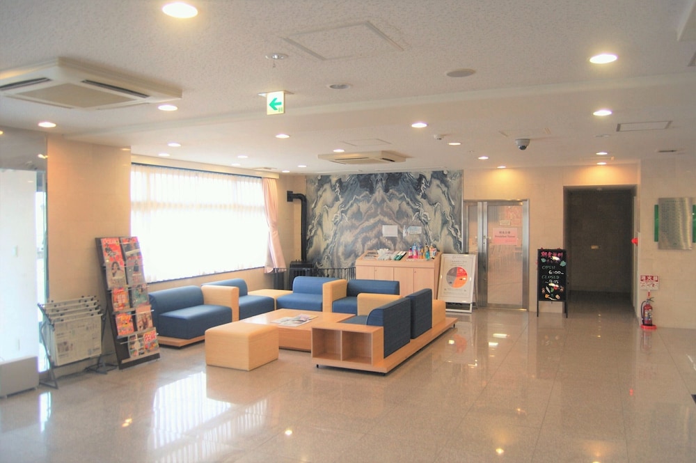 CENTRAL HOTEL IMARI 32/42