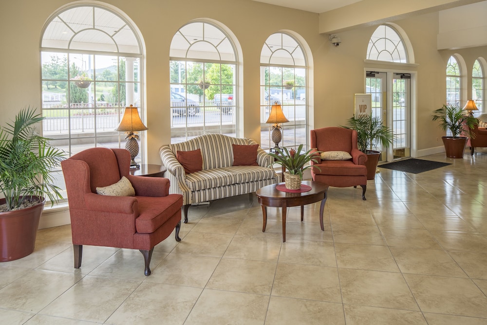 The Suites At Fall Creek 19/49