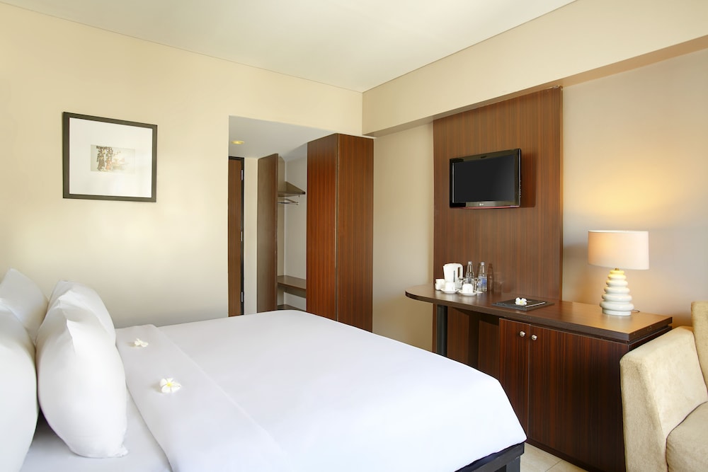 SUPERIOR, KING BED