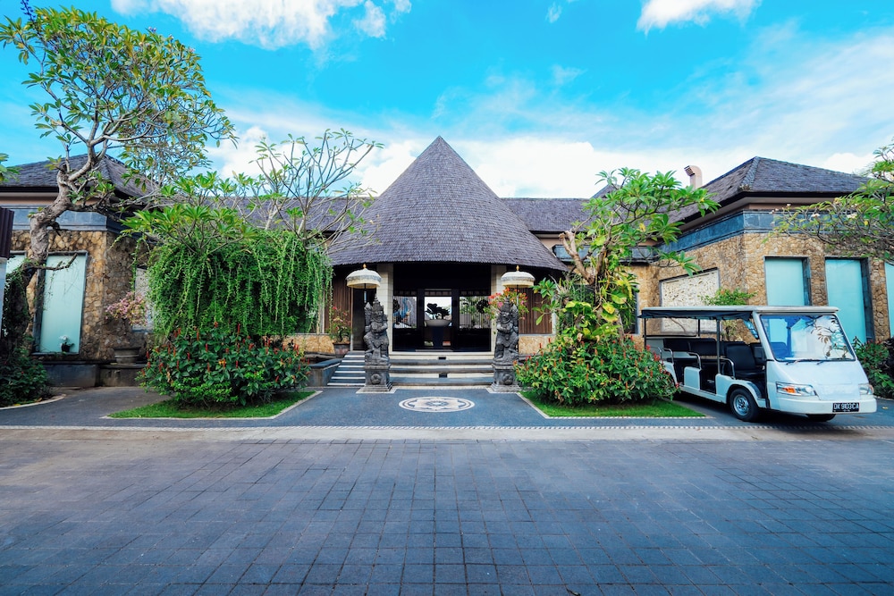 The Bidadari Luxury Villas Spa 69/75