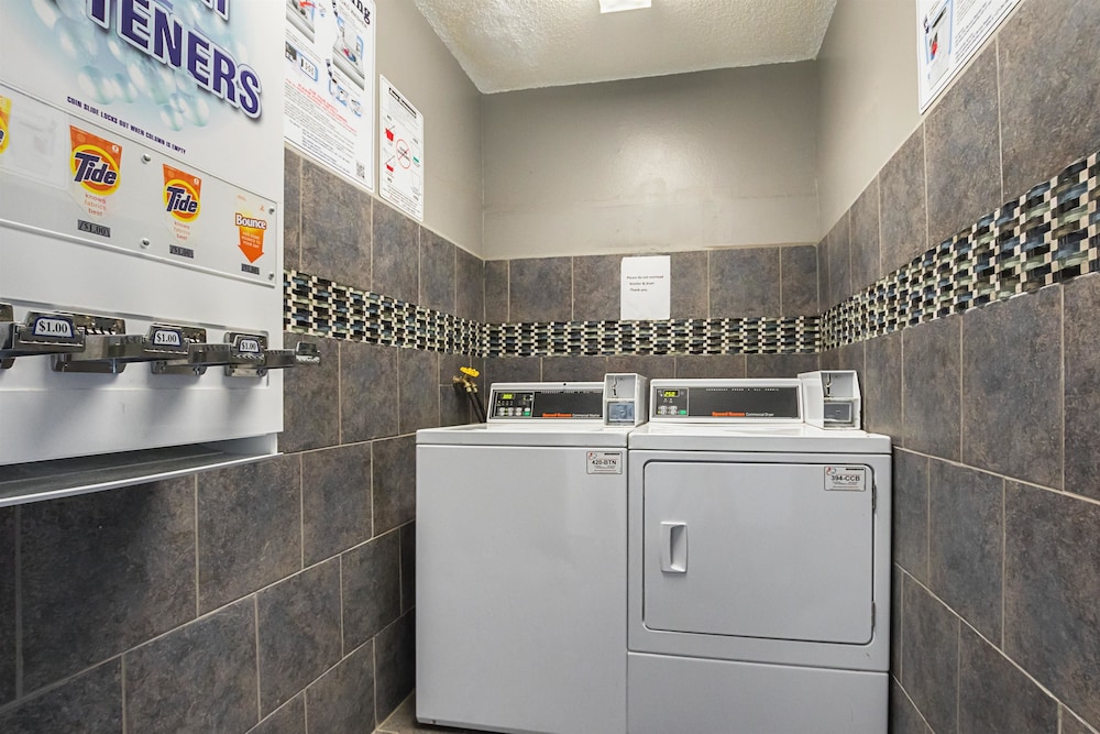 Motel6 Marshalltown, IA 33/43