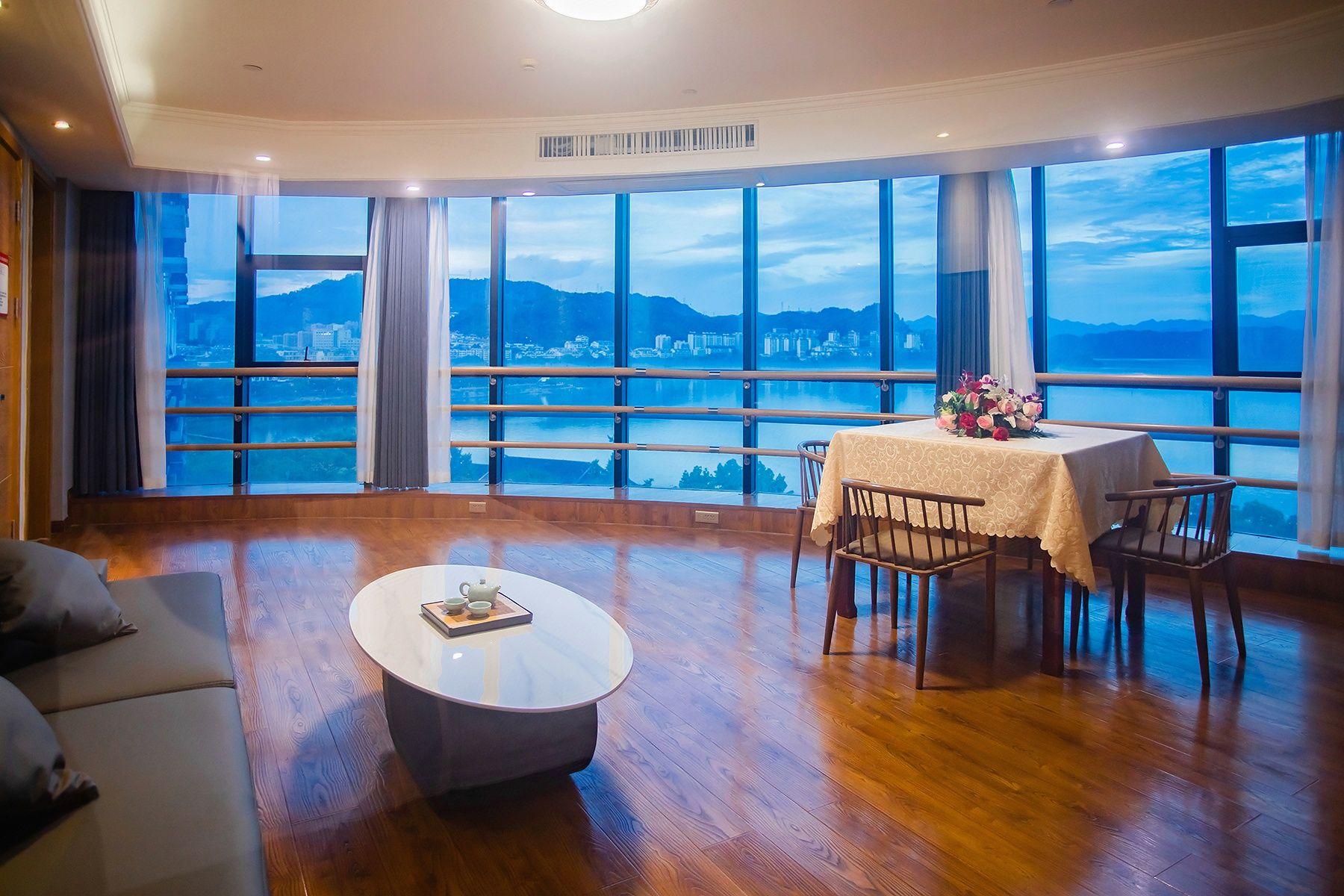 Yitu Lake View Hotel 21/29