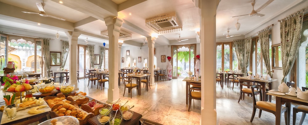 Rawla Narlai Luxury Heritage Hotel 30/50