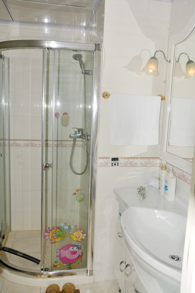 Dalian Xiuzhu Building Apartment 47/50