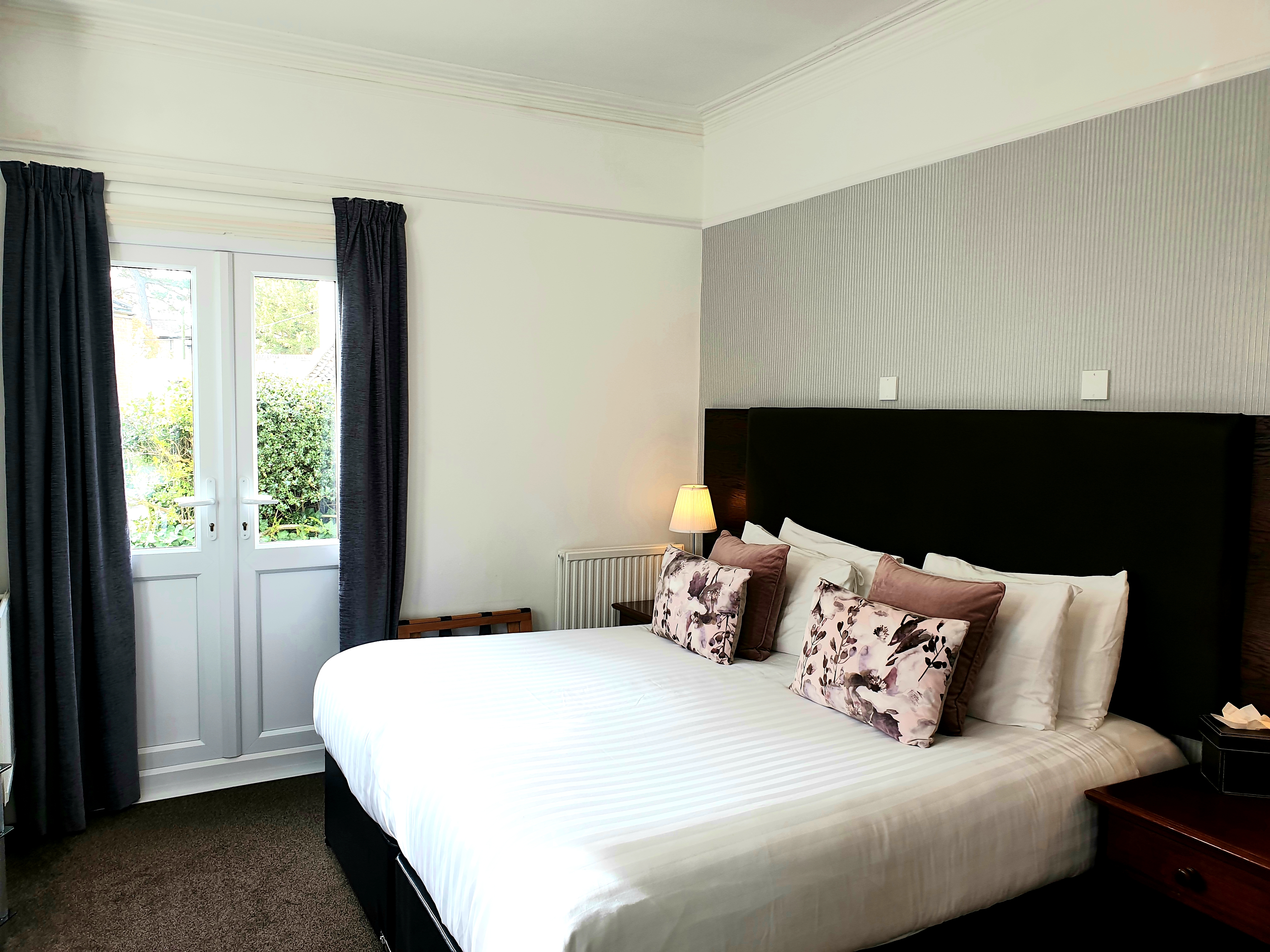 Room, Double Bed