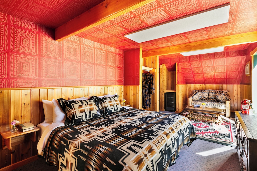 Urban Cowboy Lodge - Catskills 34/60