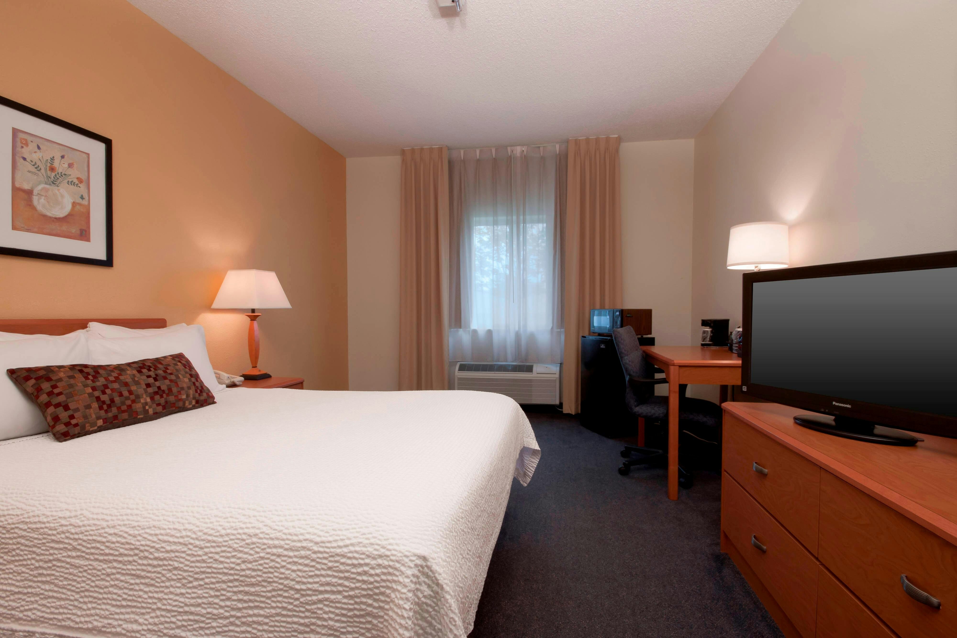 Fairfield Inn Joliet South Hotel 3/10