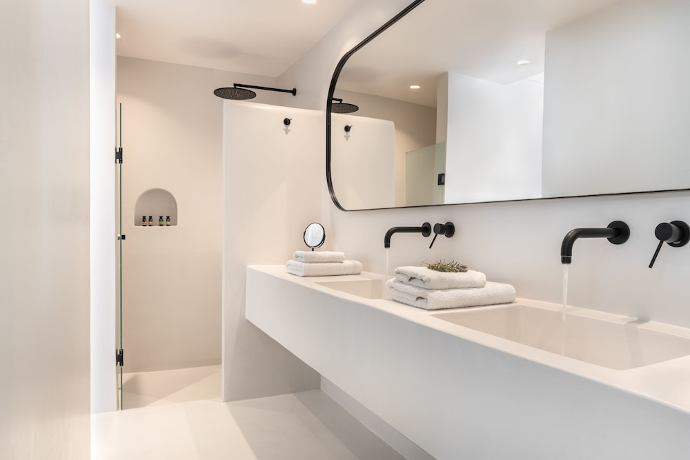 Akra Suites & Spa 48/50