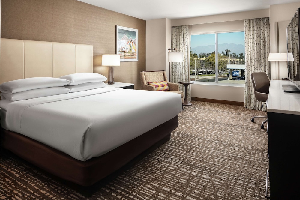 DoubleTree by Hilton Hotel Ontario Airport 19/62