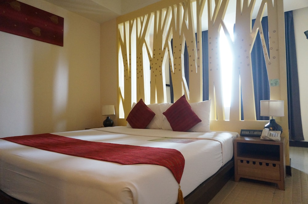 Maninarakorn Hotel 11/49