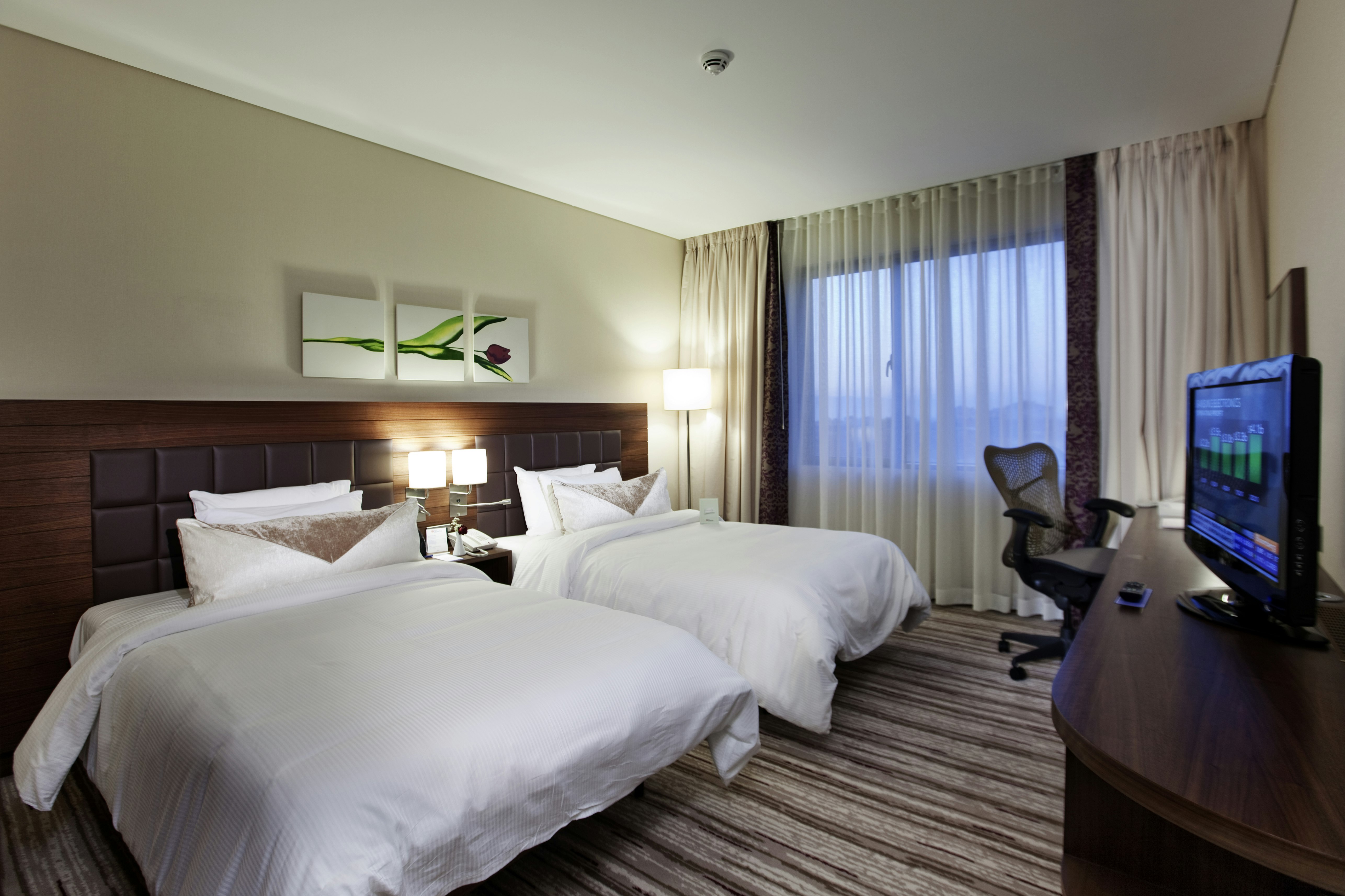 Evolution, Twin Beds