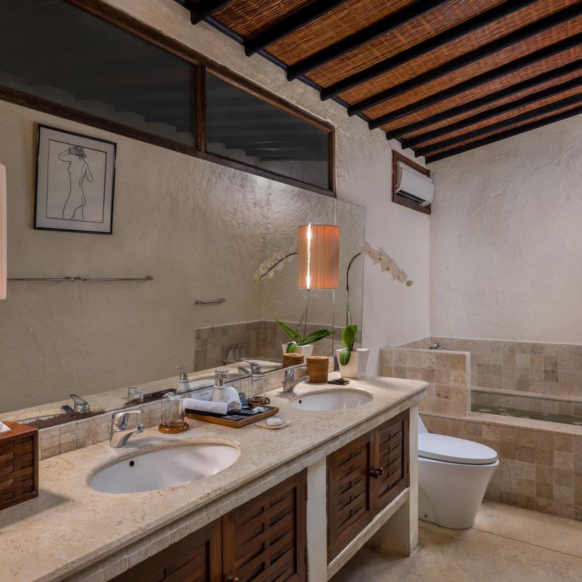 فيلا بغرفتي نوم بمسبح خاص بحوض استحمام، Impiana Private Villas Seminyak Hotel 3/4
