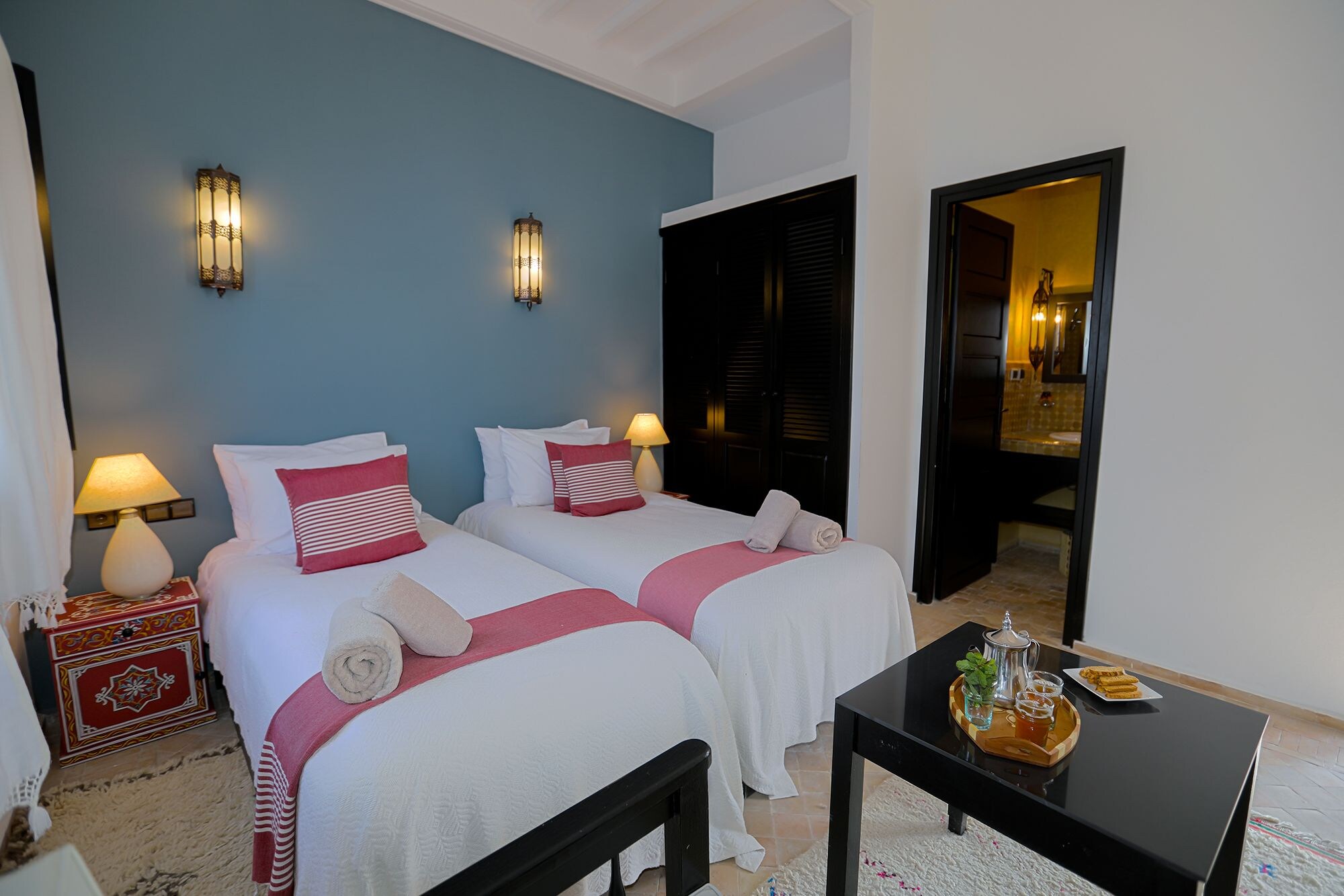 COMFORT, DOUBLE OR TWIN BED