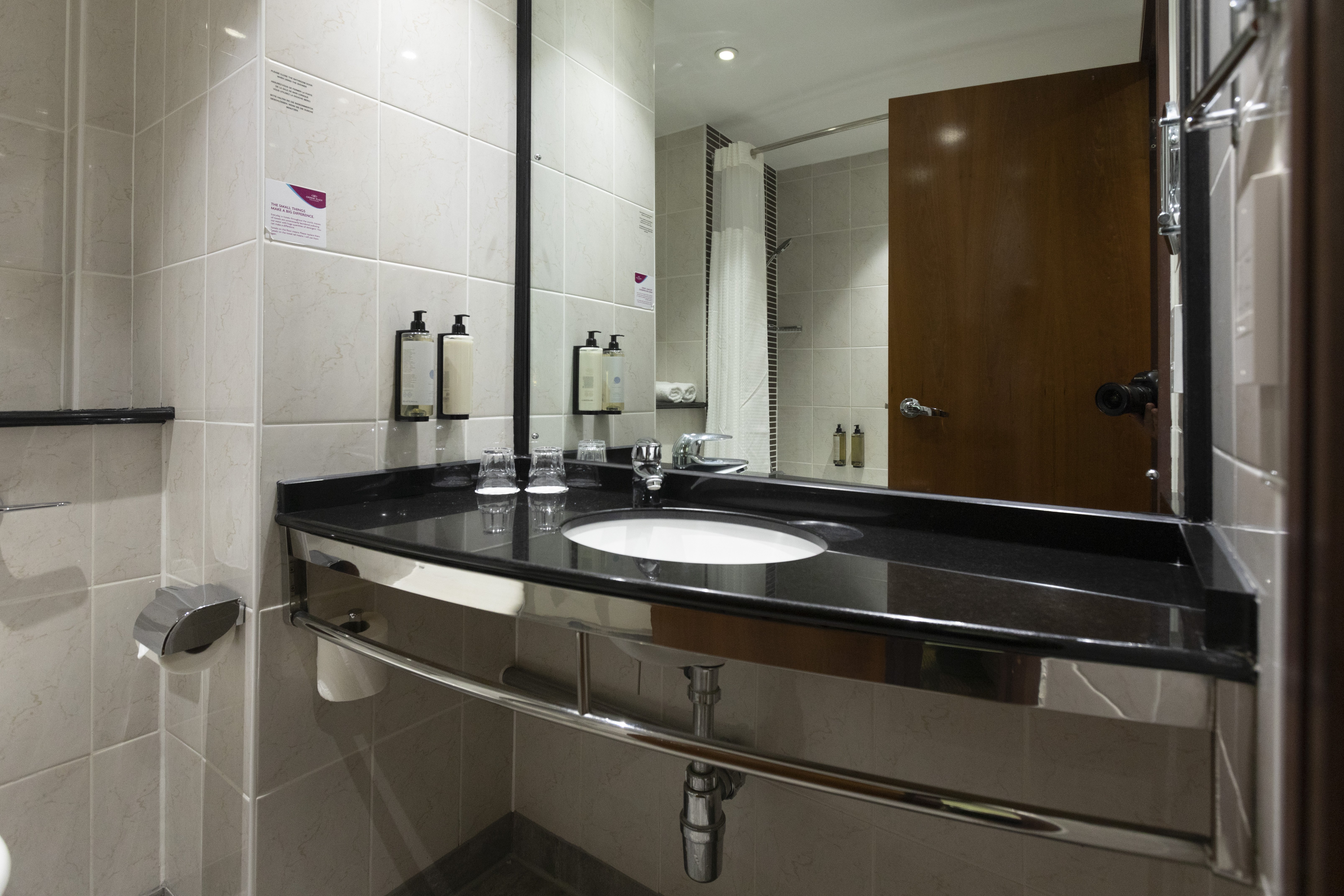 Crowne Plaza Birmingham Nec 77/77