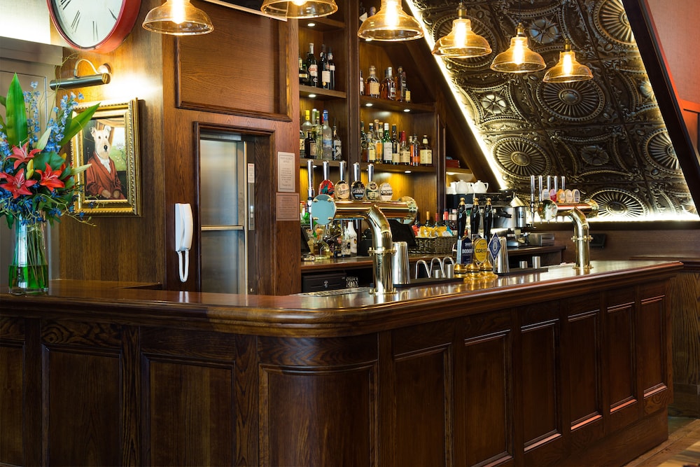The Grafton Arms Pub and Rooms 15/34