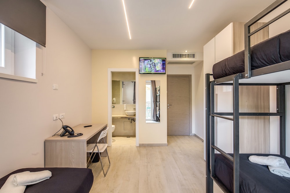 Aurelia Vatican Apartments 39/66