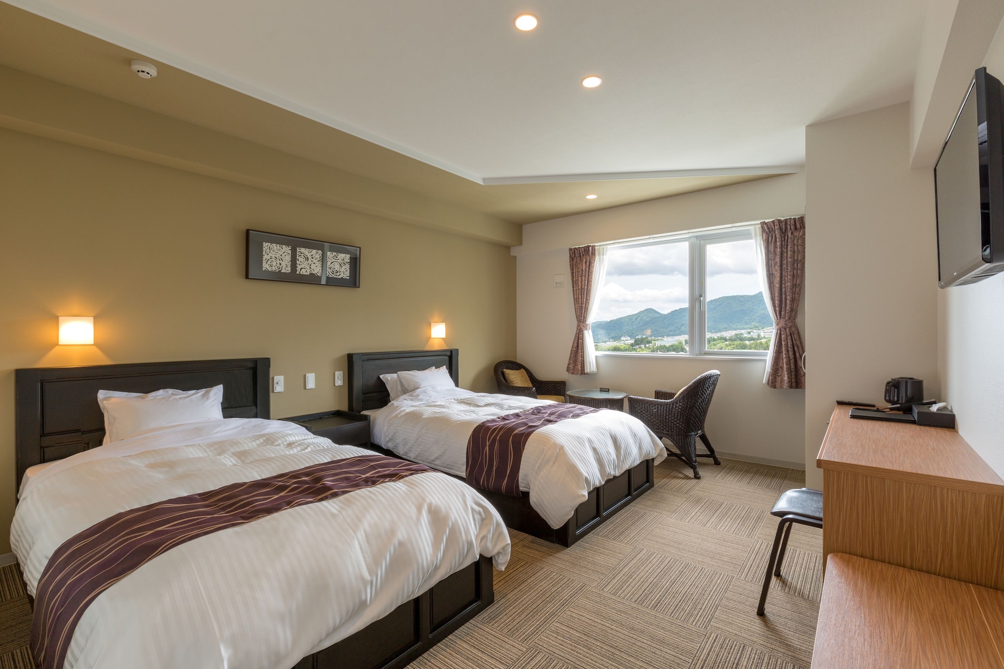 SUPERIOR, SINGLE, TWIN BEDS, MOUNTAIN VIEW