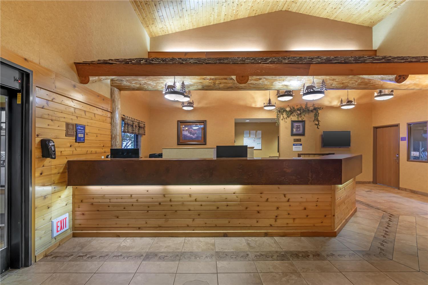 Best Western Plus Kelly Inn and Suites 7/57
