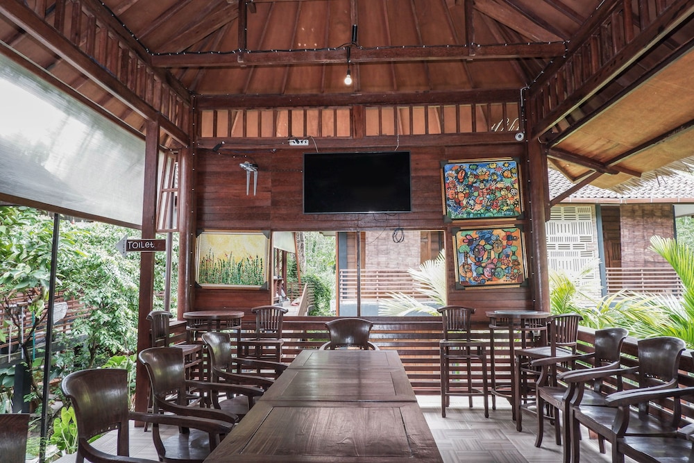 OYO 550 Kebon Krapyak Cottage Syariah 28/42