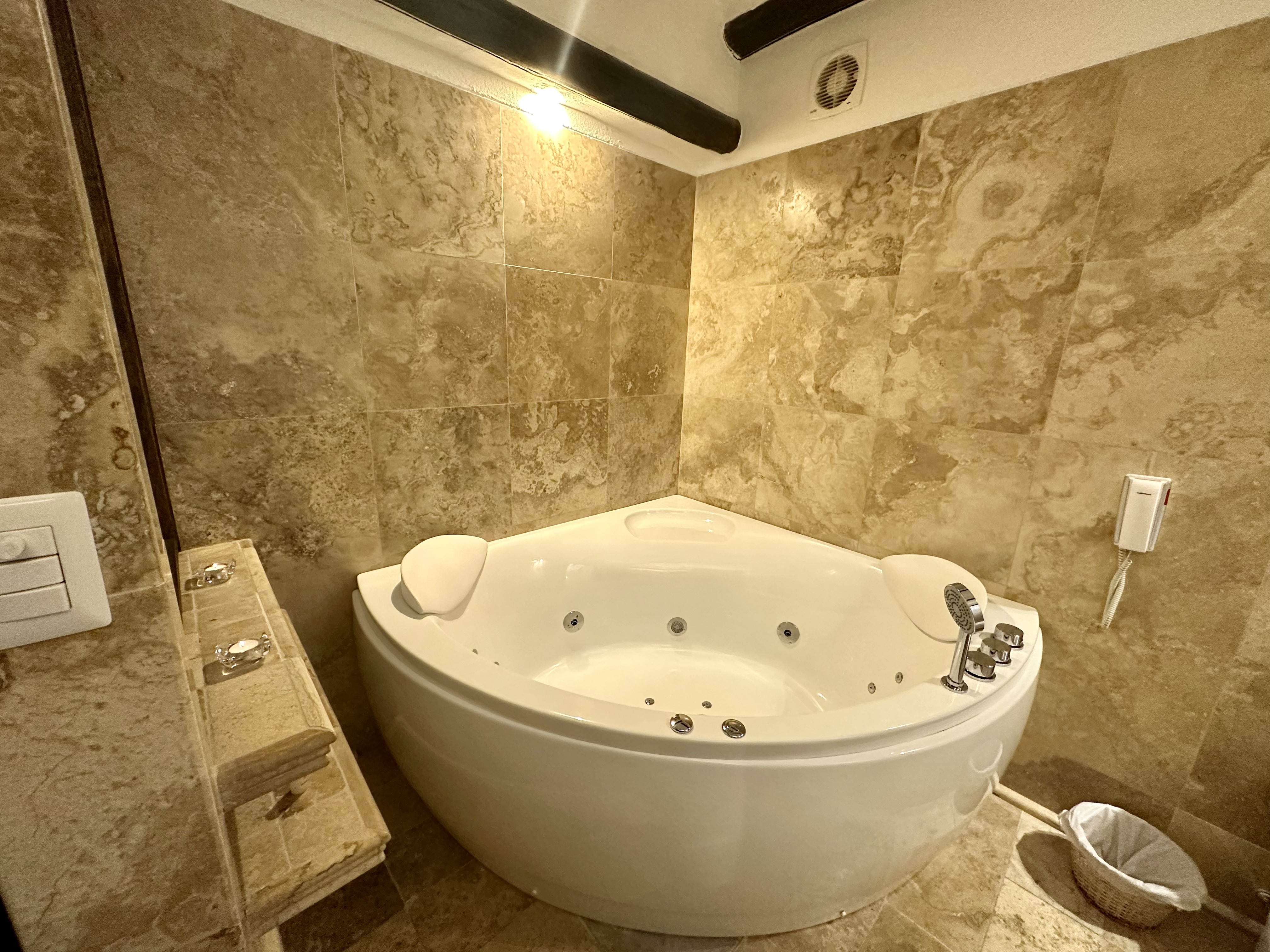 Hatun Inti Boutique 50/51