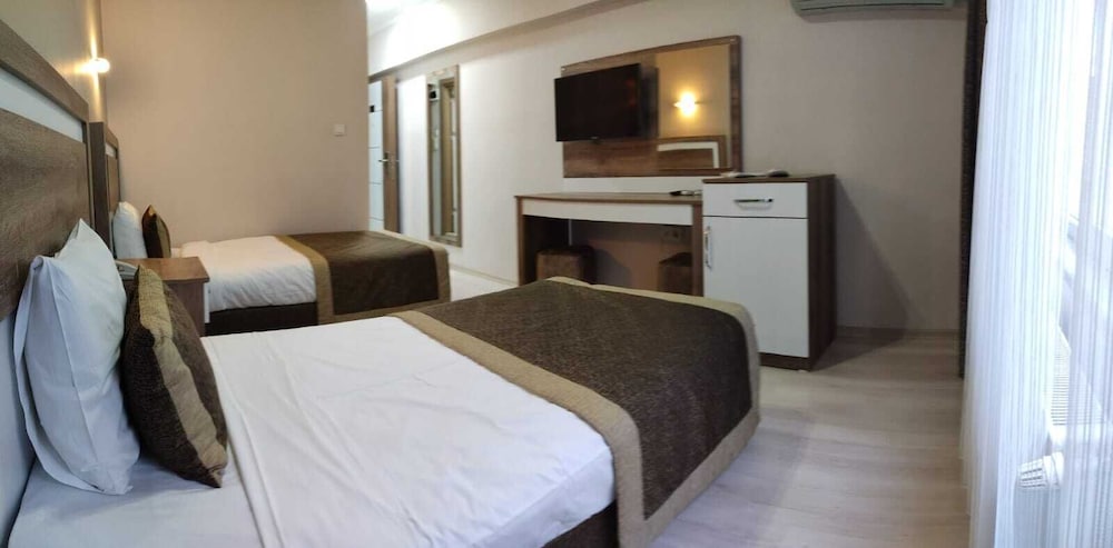 Dempa Hotel 17/42