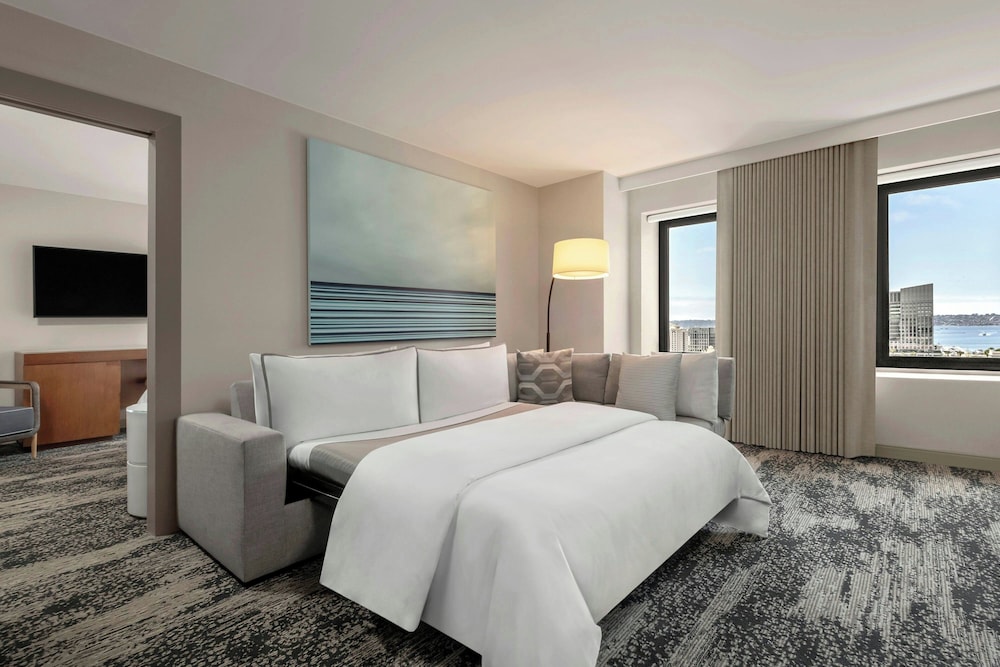 1 Bedroom, Suite, Bay View