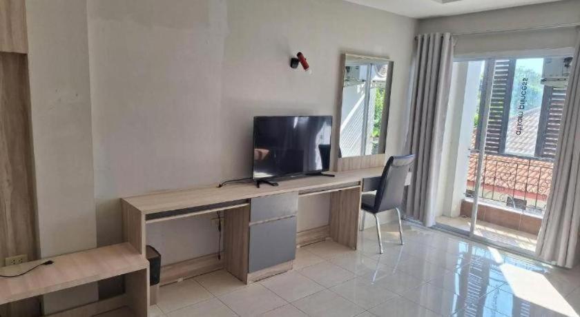 Atikarn Princess Hotel 37/39