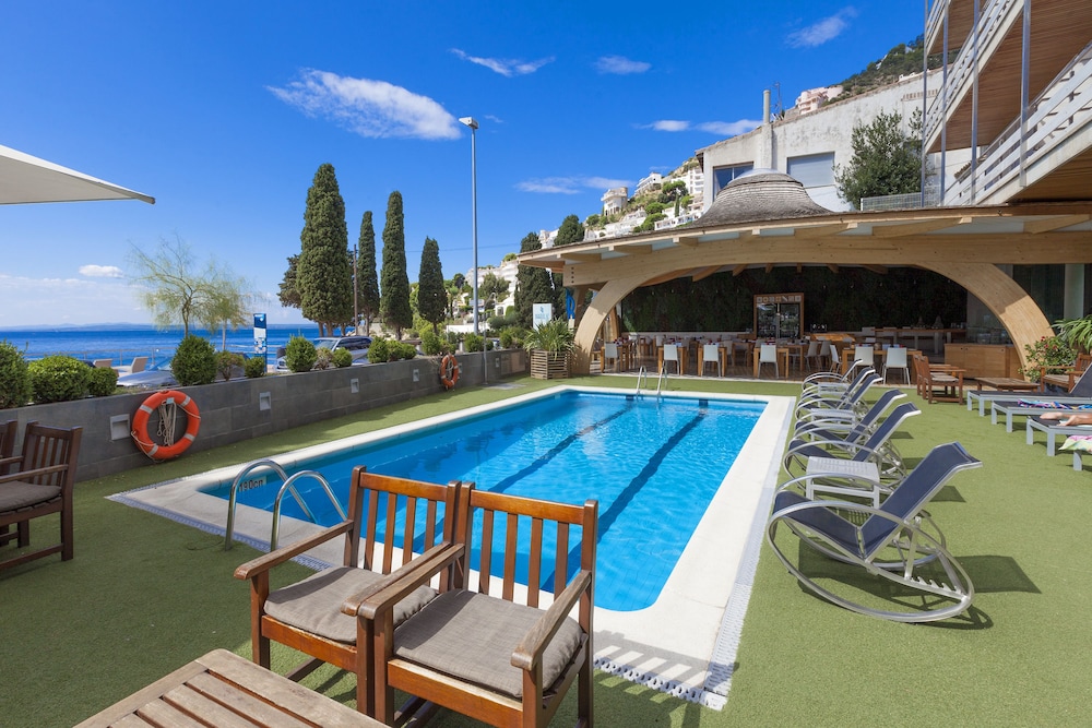 Hotel Canyelles Playa 42/48
