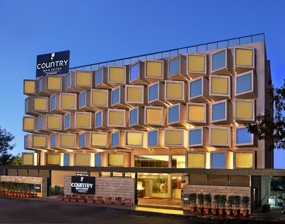 Country Inn Suites By Carlson Bengaluru Hebbal 2/37